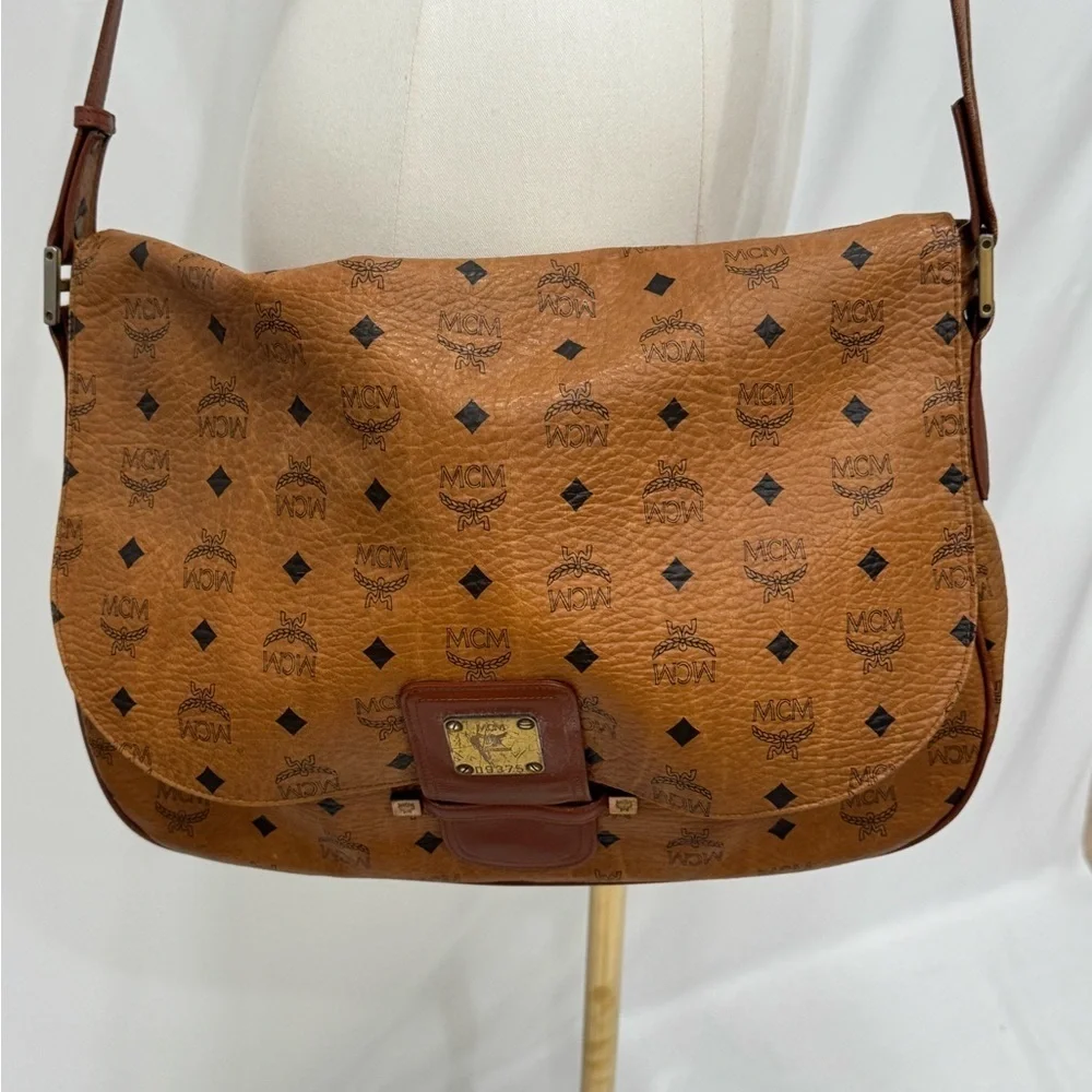 MCM vintage visetos